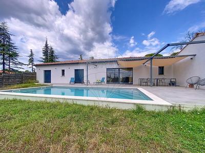 Maison - 150 m² - 6 pièces