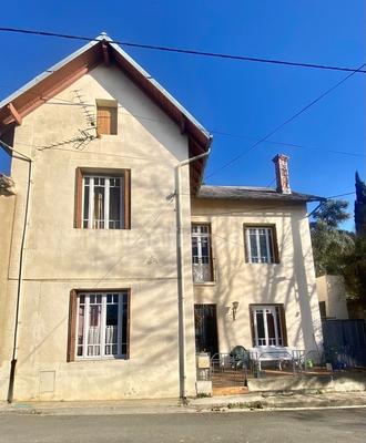 Maison de village - 140 m² - 5 pièces