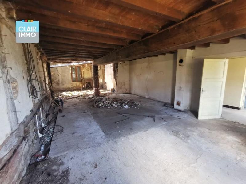 Maison - 200 m² - 2 pièces