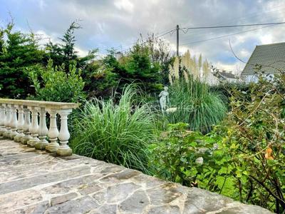 Maison traditionnelle - 170 m² - 7 pièces