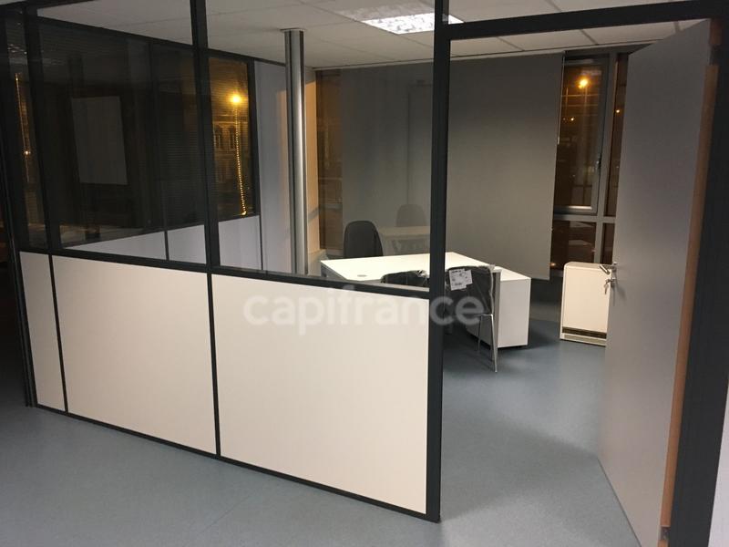 Bureau - 225 m²