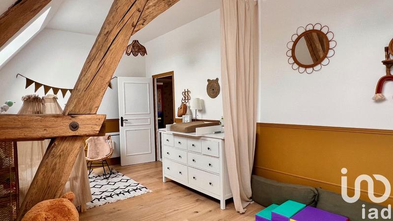 Maison - 240 m² - 8 pièces