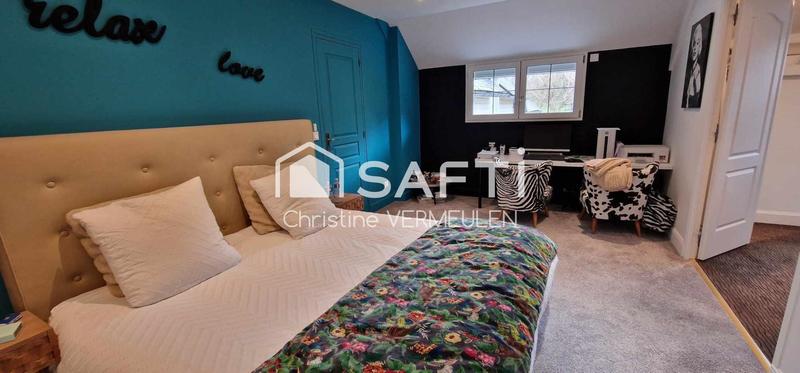 Maison - 255 m² - 10 pièces