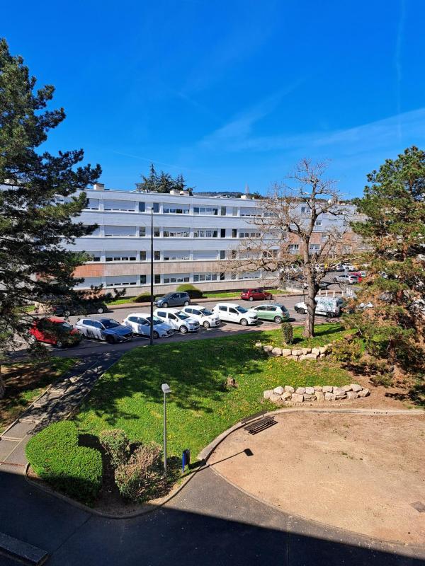 Appartement - 81 m² - 4 pièces