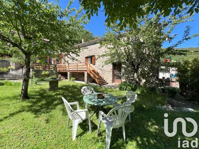 Maison de campagne - 110 m² - 4 pièces