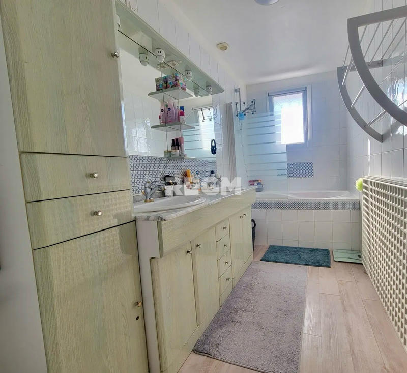 Maison - 129 m² - 6 pièces