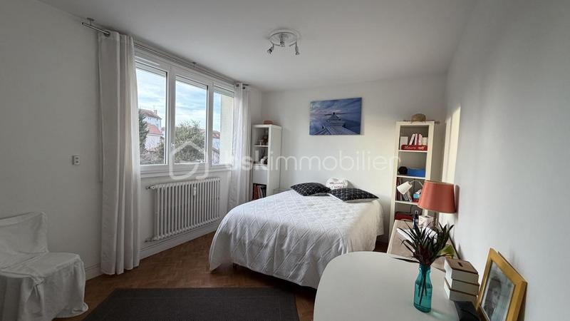 Appartement - 111 m² - 4 pièces