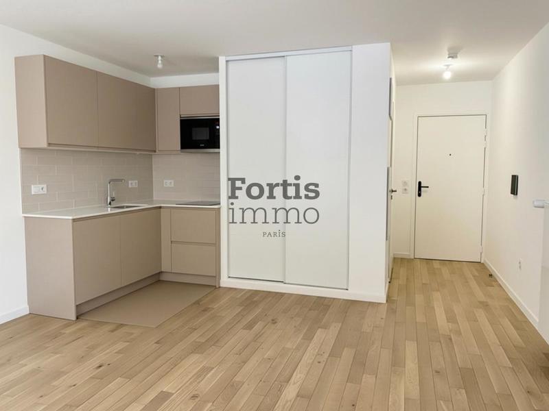 Studio - 33 m² - 1 pièce