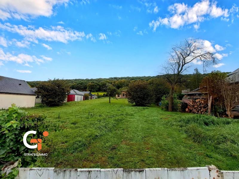 Terrain constructible - 844 m²