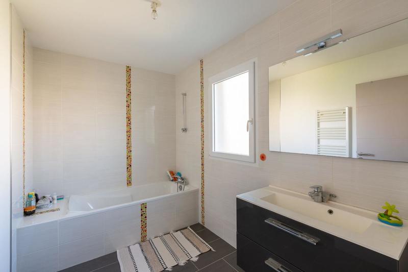 Maison - 120 m² - 5 pièces