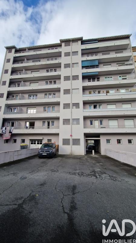 Appartement - 83 m² - 5 pièces