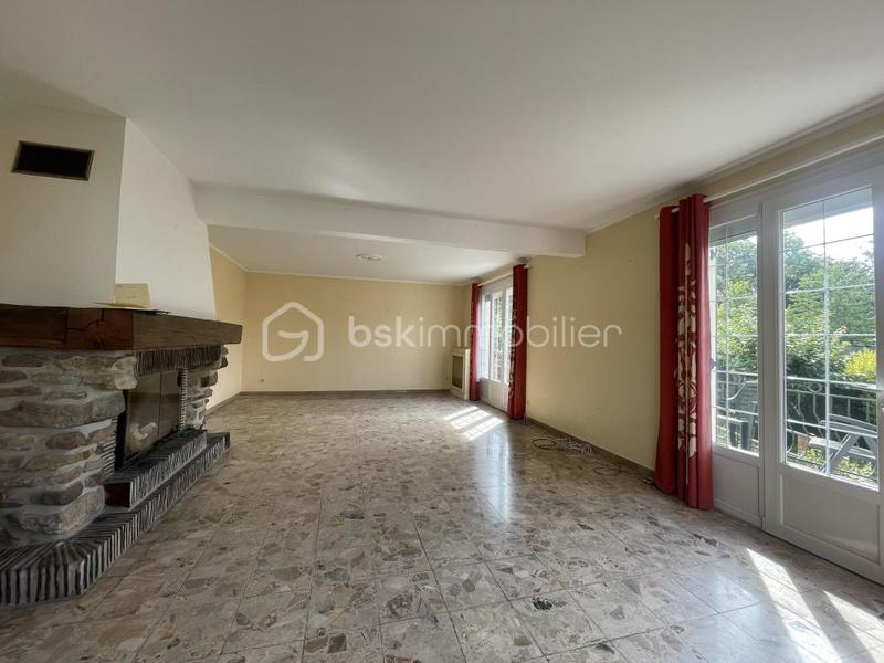 Maison traditionnelle - 169 m² - 7 pièces