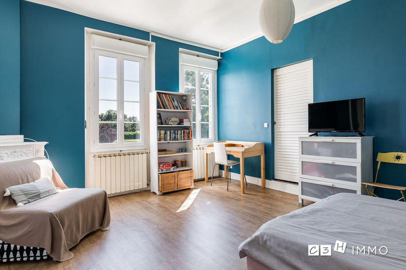 Château - 520 m² - 12 pièces