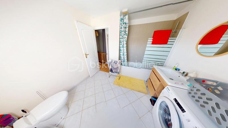 Maison traditionnelle - 114 m² - 5 pièces