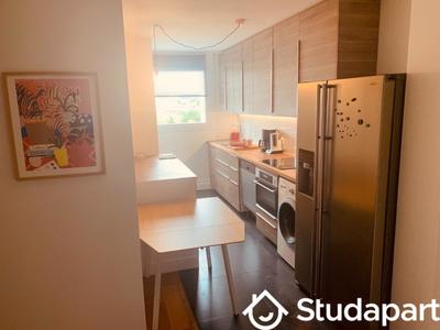 Chambre - 13 m² - 1 pièce