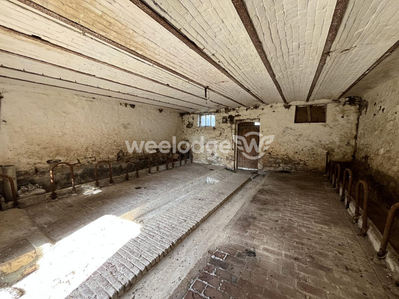 Maison ancienne - 187 m² - 11 pièces