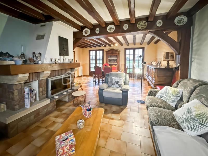 Maison traditionnelle - 117 m² - 6 pièces