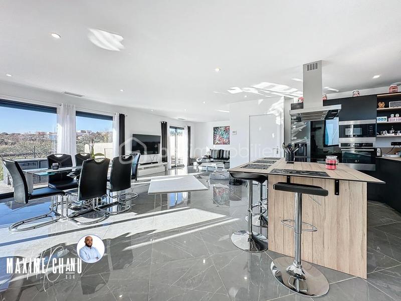 Maison - 100 m² - 4 pièces