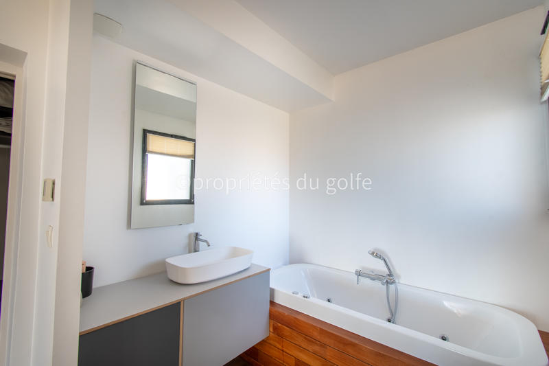 Appartement - 143 m² - 5 pièces