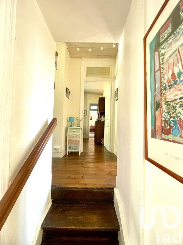 Maison - 197 m² - 8 pièces