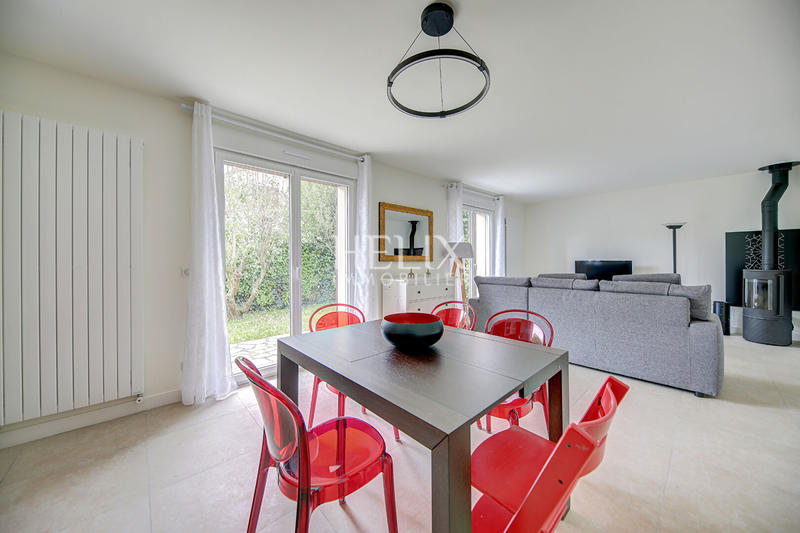 Maison - 156 m² - 7 pièces