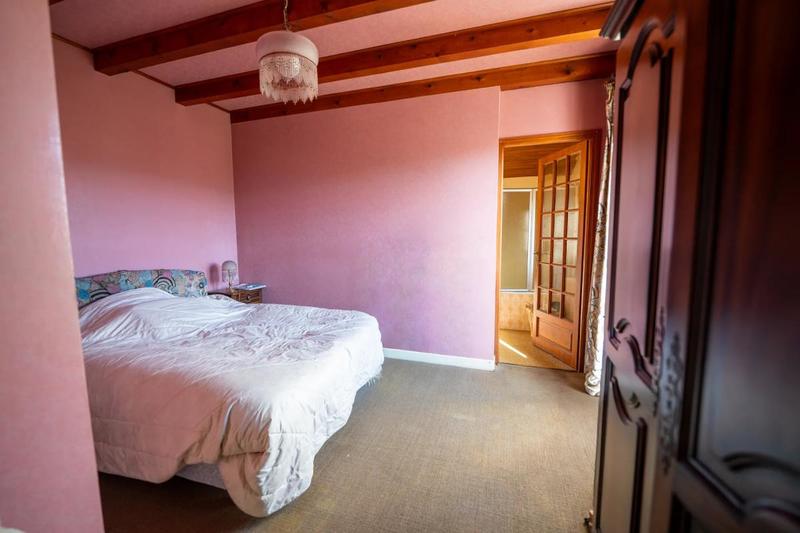 Maison - 176 m² - 7 pièces