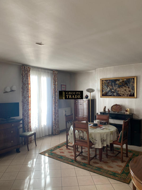 Appartement - 85 m² - 3 pièces