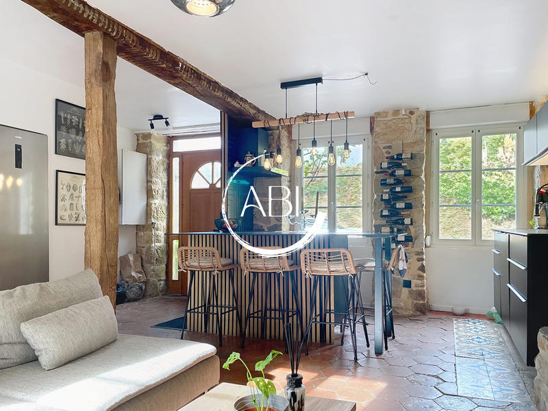 Maison - 80 m² - 4 pièces