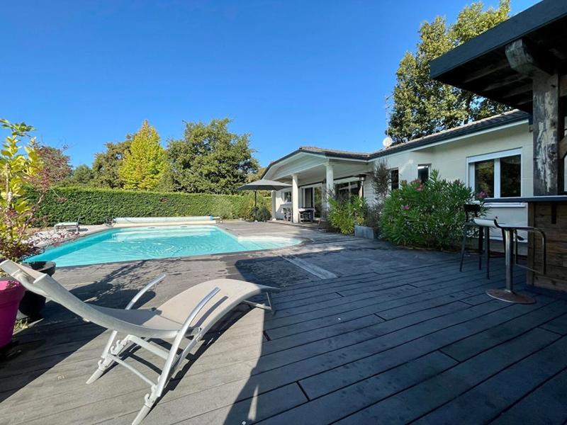 Maison - 169 m² - 6 pièces