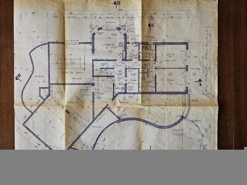 Villa - 268 m² - 10 pièces