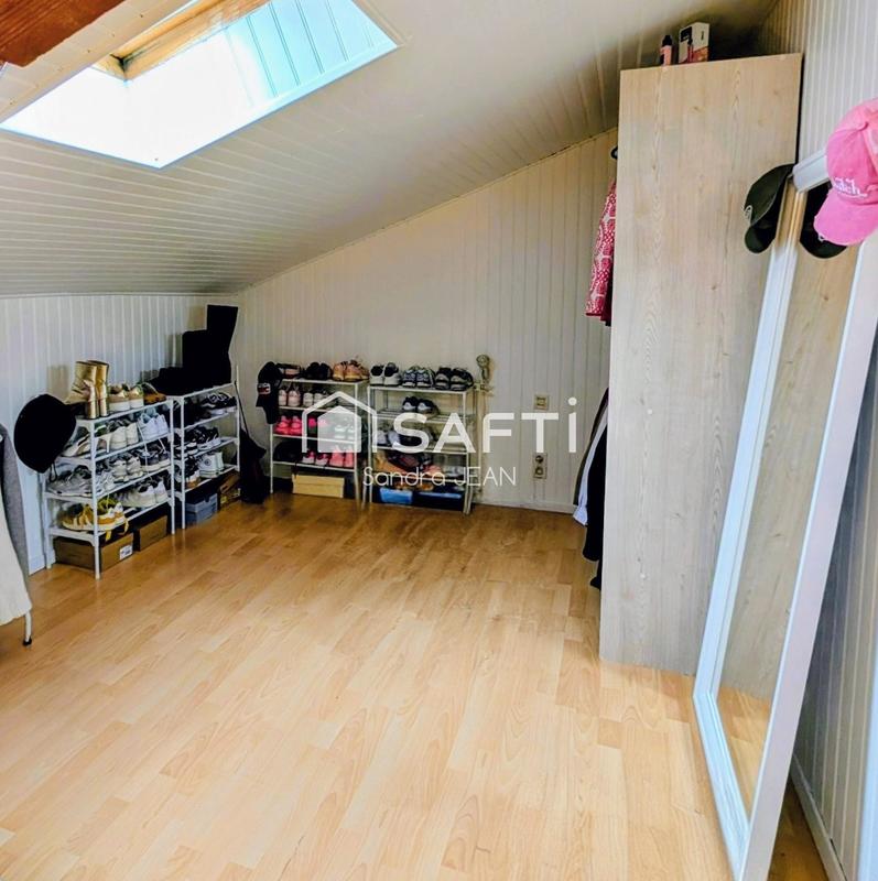 Maison - 90 m² - 5 pièces