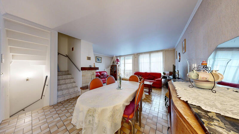 Maison - 120 m² - 7 pièces