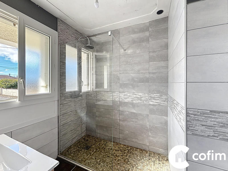 Maison - 107 m² - 6 pièces