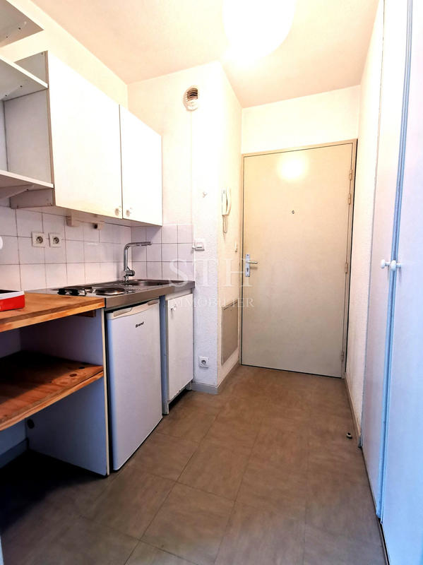 Appartement - 18 m² - 1 pièce