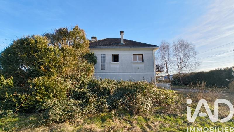 Maison - 252 m² - 12 pièces