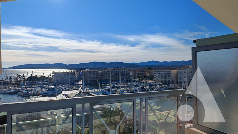 Appartement - 245 m² - 7 pièces