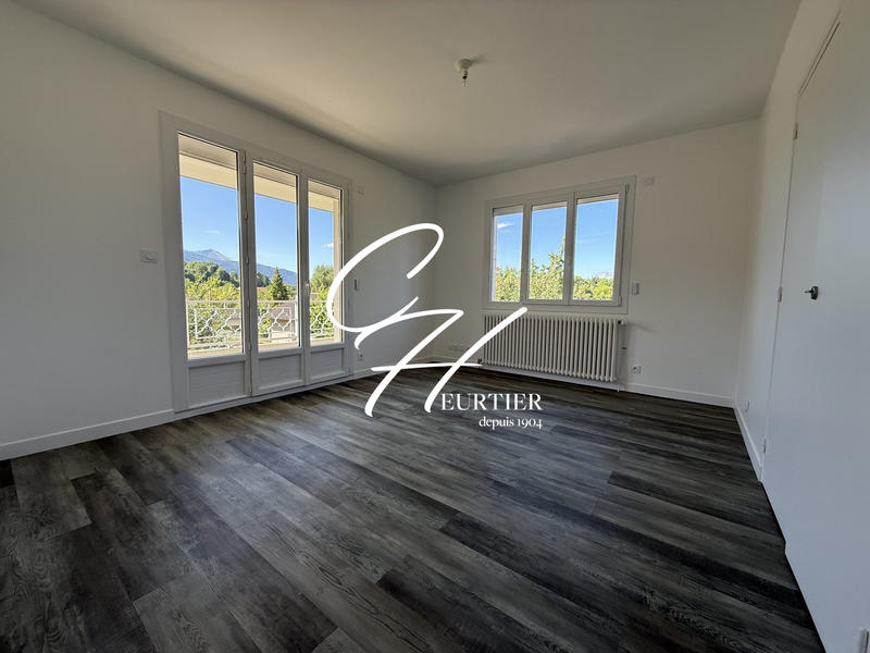 Appartement - 130 m² - 5 pièces