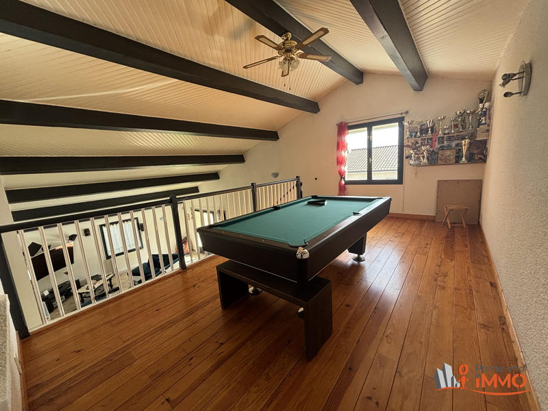 Maison - 170 m² - 6 pièces