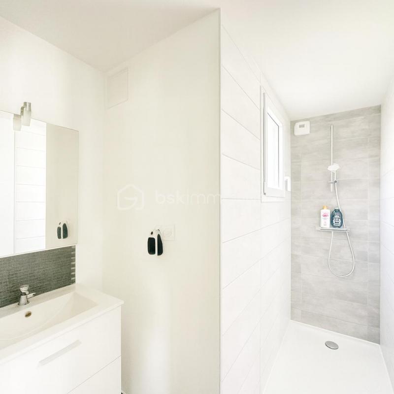 Maison - 94 m² - 4 pièces