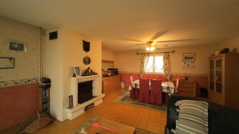 Pavillon - 94 m² - 7 pièces