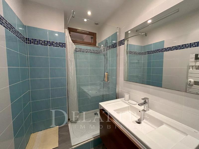 Villa - 160 m² - 8 pièces