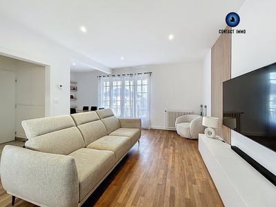 Maison - 92 m² - 4 pièces