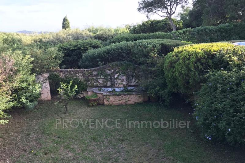 Villa - 300 m² - 8 pièces