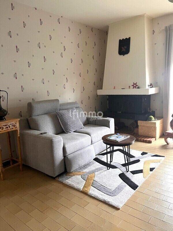 Maison - 127 m² - 8 pièces