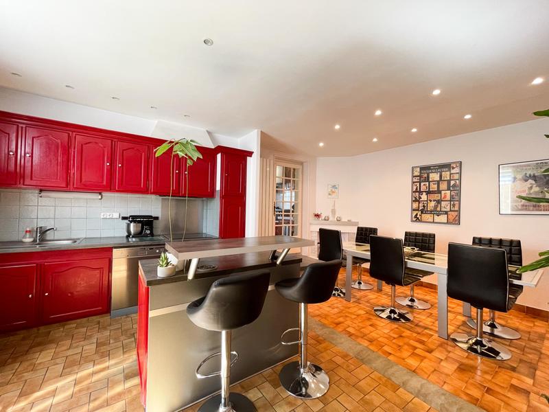 Maison de ville - 157 m² - 8 pièces