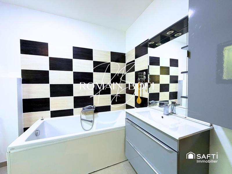 Maison - 153 m² - 5 pièces