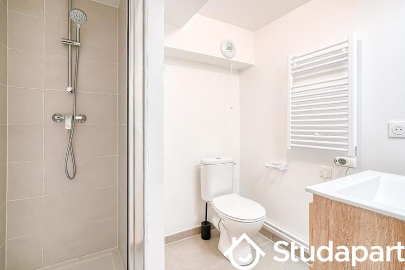 Chambre - 14 m² - 1 pièce