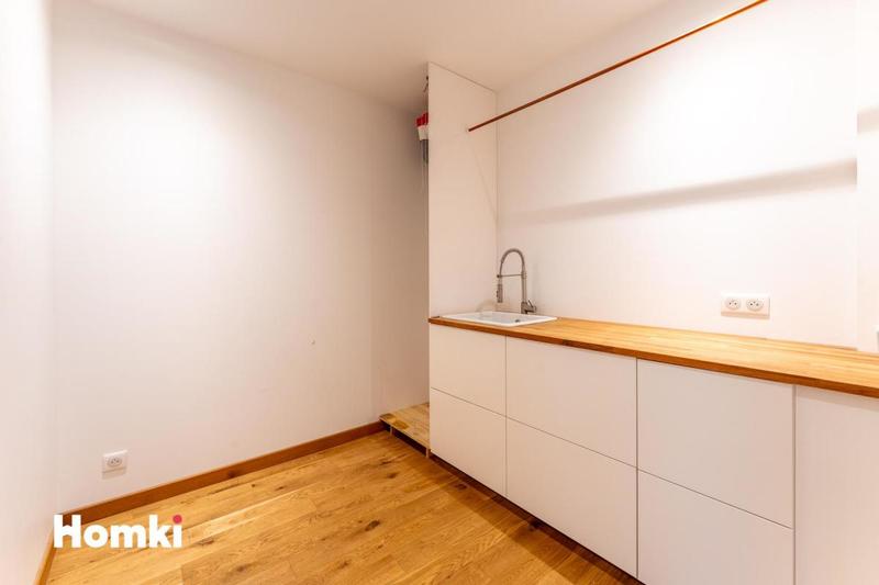Appartement - 194 m² - 5 pièces