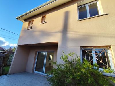 Maison - 95 m² - 6 pièces