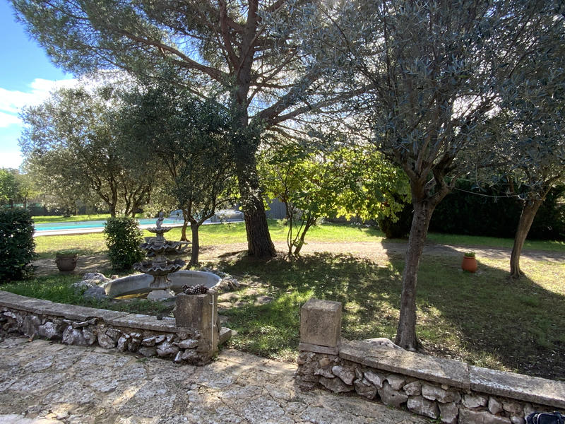 Maison - 202 m² - 8 pièces